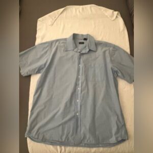 IZOD MENS SHORT SLEEVE BUTTON DOWN SHIRT- 100% COTTON-LIGHT BLUE